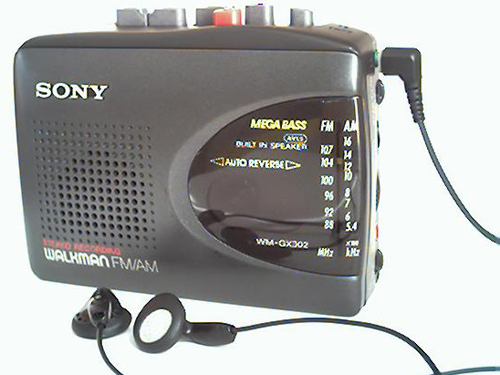 sonyWalkmanpreto.jpg